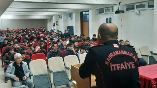 Büyükşehir Belediyesi İtfaiyesi, 23 şube, 398 personel ve 76 araç