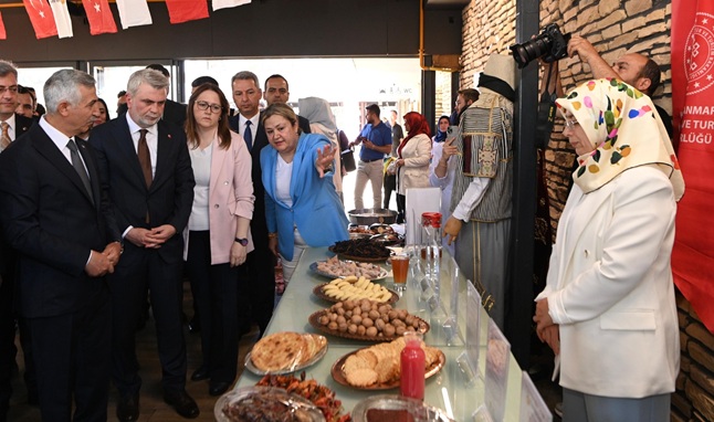 Türk Mutfağı Haftası etkinliğinde konuşan Başkan Fırat Görgel, “Kahramanmaraş, toprağında