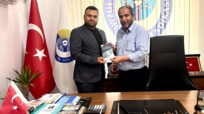 “Denizi Olmayan Şehirde Balıkçılık” Kitabı Mehmet Akif Dağ’a Takdim Edildi