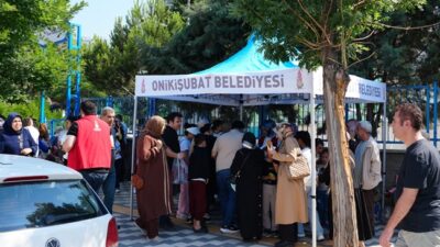 Onikişubat Belediyesi, LGS’ye giren öğrencilerin ve ailelerinin sınav heyecanına ortak