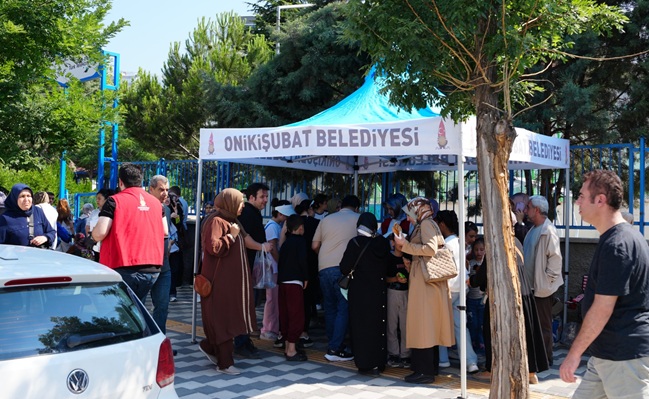 Onikişubat Belediyesi, LGS’ye giren öğrencilerin