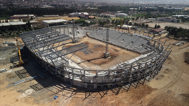 Kahramanmaraş’ın spor altyapısına güç katacak yeni stadyum projesinde çalışmalar tüm