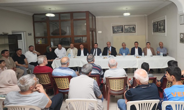Dulkadiroğlu Belediyesi’nin vatandaşlarla doğrudan iletişim kurmak amacıyla sürdürdüğü mahalle toplantılarının