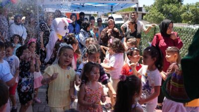 Onikişubat Belediyesi’nin 42 mahalleden başvuru alan Yaz Okulu’nda eğitim başladı