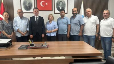 Kahramanmaraş Gazeteciler Cemiyeti (KGC) Başkanı Sermet Çuhadar ve yönetim kurulu