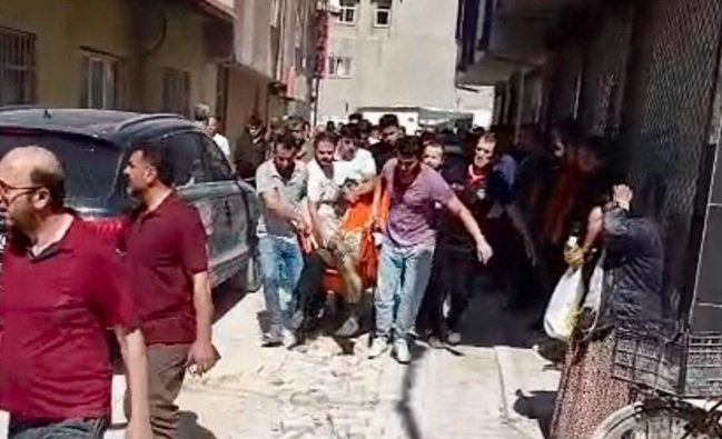 Kahramanmaraş’ın Elbistan ilçesinde 27 yaşındaki genç, henüz bilinmeyen nedenle kendini