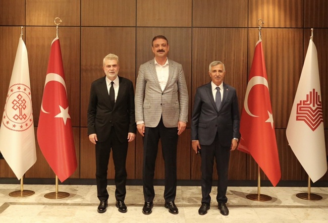 Ankara temasları kapsamında Vali Mükerrem