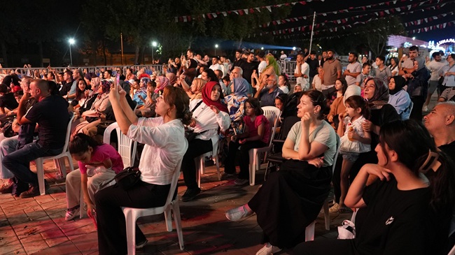 Uluslararası Geleneksel Ağustos Fuarı’nda sahne alan şehrin sevilen sanatçılarından Hatice