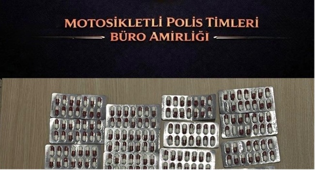 Kahramanmaraş’ın Dulkadiroğlu ilçesinde devriye görevi yapan Yunus ekiplerinin dikkati, uyuşturucu