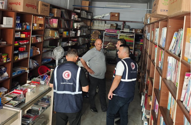 Kahramanmaraş Ticaret İl Müdürlüğü ekipleri, öğrencilerin yeni eğitim-öğretim dönemine güvenli