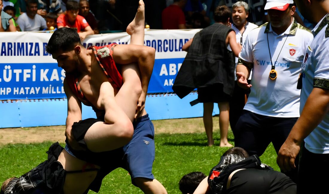 Türk Devletleri Teşkilatı üyesi kardeş ülkelerden sporcuların, misafirlerin ve heyetlerin