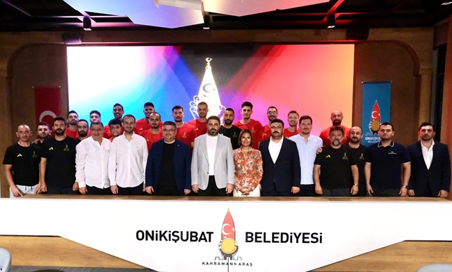 Efeler Ligi’nde boy gösterecek AKEDAŞ Onikişubat Belediyespor’da yeni sezon heyecanı
