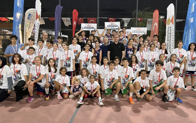 Büyükşehir Belediyesi, 15 Temmuz Spor Vadisi’nde 10 – 15 yaş