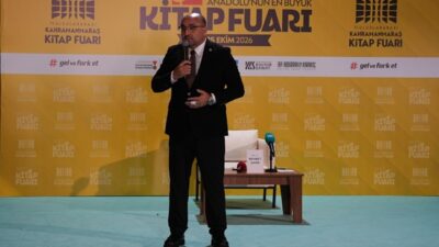 Büyükşehir Belediyesinin 11. Uluslararası Kahramanmaraş Kitap Fuarı’nın sekizinci gününde okurlarla