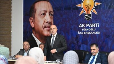 AK Parti Türkoğlu İlçe Danışma Toplantısı’nda teşkilat çalışmaları ve ilçenin