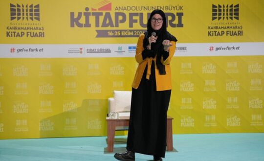 11. Uluslararası Kahramanmaraş Kitap Fuarı, dokuzuncu gününde Kanadalı yazar Jenny