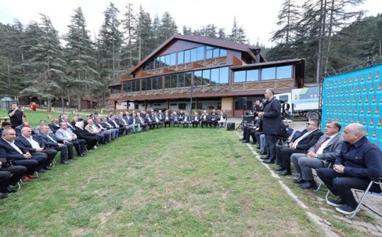 Başkan Toptaş, muhtarlarla Başkonuş Yaylası’nda buluştu “Onikişubat’a hizmet yolculuğumuzun en
