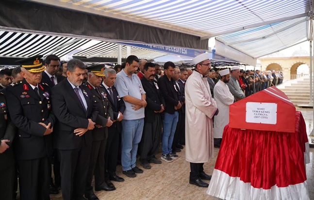 Ankara’da görev sırasında rahatsızlanarak kaldırıldığı hastanede hayatını kaybeden Piyade Uzman