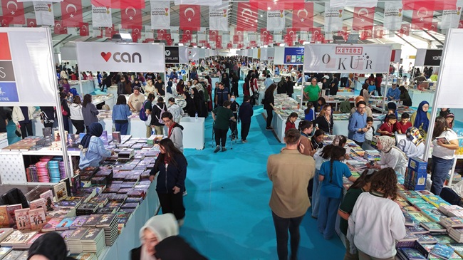 Büyükşehir Belediyesi tarafından Edebiyatın Başkenti Kahramanmaraş’ta bu yıl 11’incisi düzenlenecek