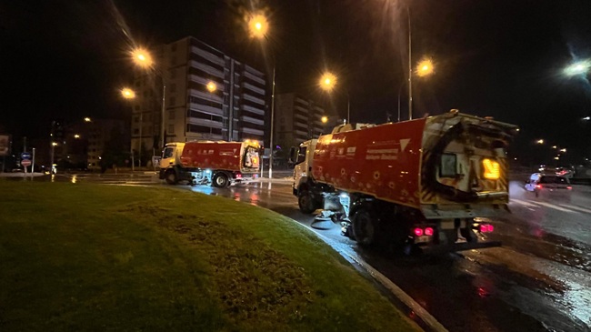 Gece 23.00 – 01.00 Arasında Etkisini Hissettirdi… Metrekareye 30 Kilogram